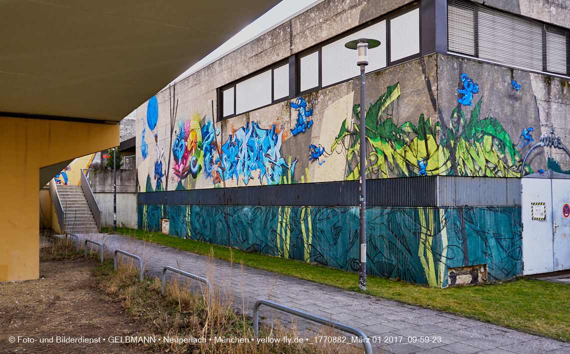 01.03.2017 - die Abrissbaustelle Quiddezentrum in Neuperlach